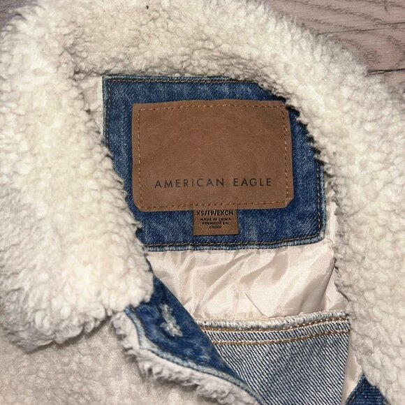 American Eagle Denim and Sherpa Jacket - Picture 2 of 3